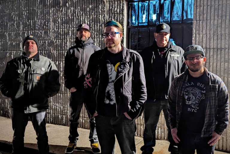 ChumHuffer lança single e videoclipe ‘Slaughterhouse’ antes de novo EP