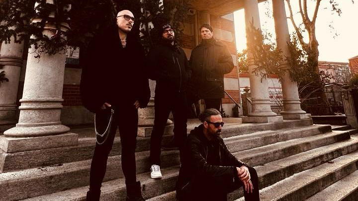 Hot Sunday Blood lança novo single ‘Elusive’