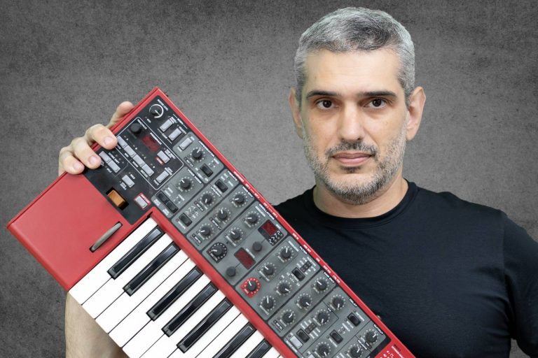The LAB Experience estreia com álbum autointitulado de metal progressivo sem guitarra