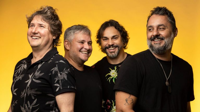 Trilho Elétrico lança o single “Plot Twist”
