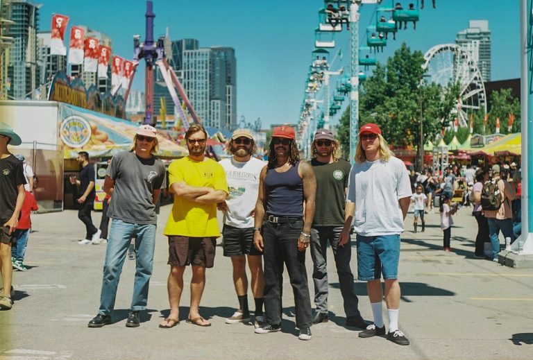 Ocean Alley retorna com o single “Left Of The Dealer”