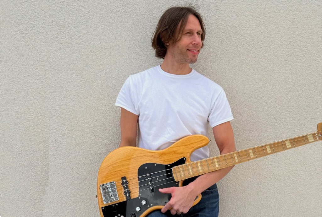 Larry Karpenko lança o profundo single “Fare Thee Well”