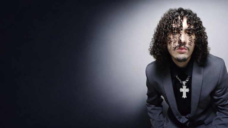 BlüdRaven lança single que carrega o nome da banda e reflete sobre solidão e incertezas