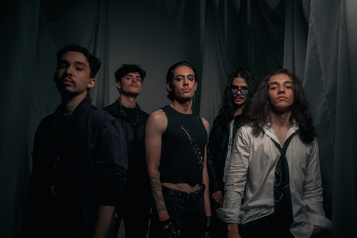 Skive lança álbum de estreia Symbolic Metamorphosis