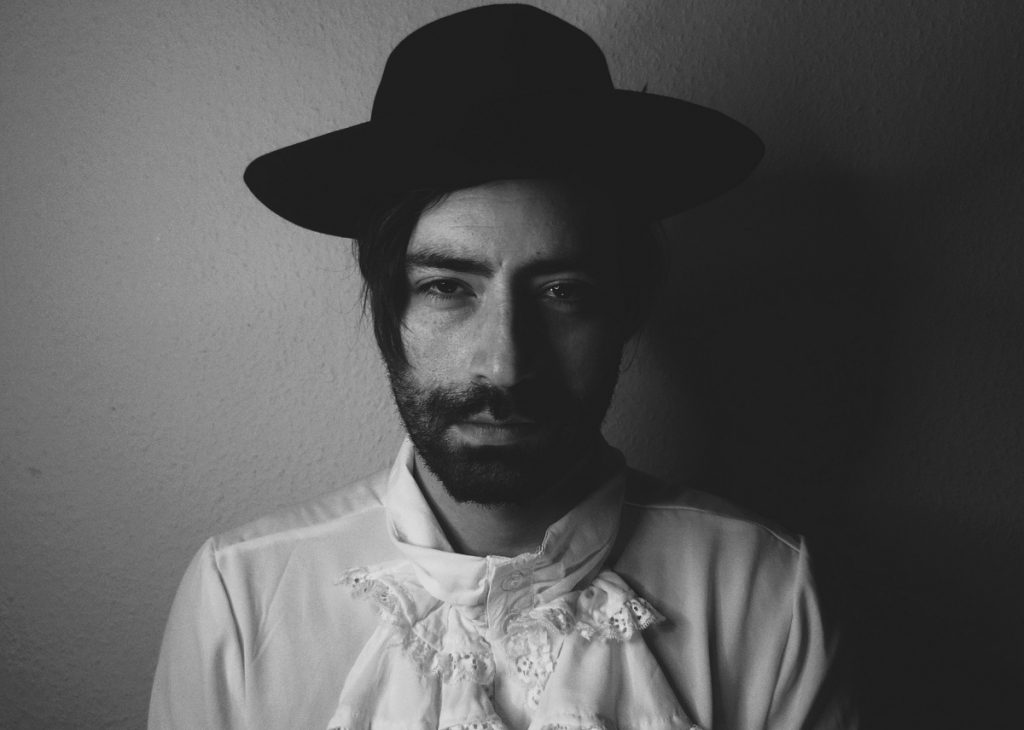 Pascal & The Shades lança single “Danger Moon”