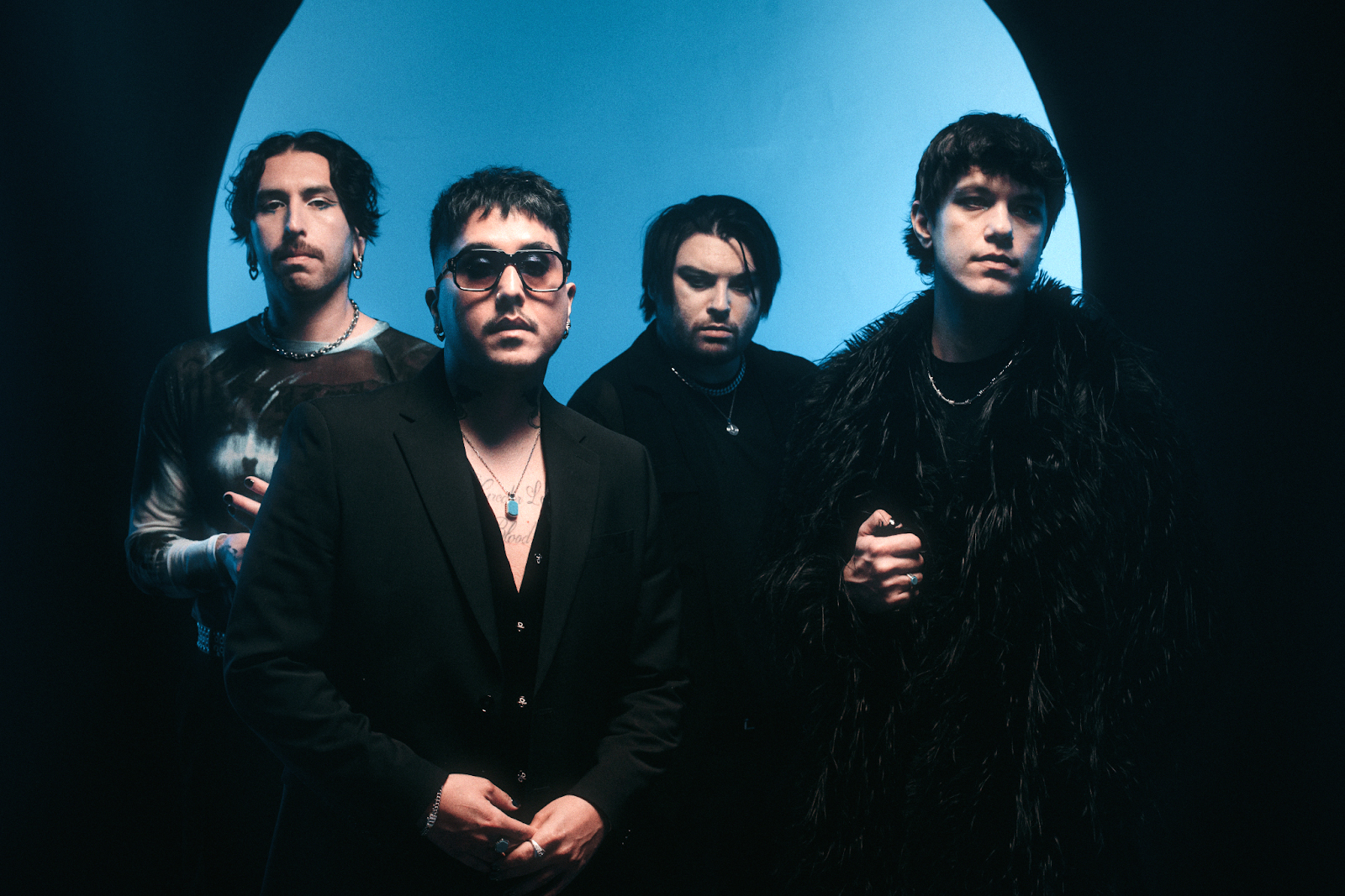 Dayseeker compartilha o novo single “Pale Moonlight” Dayseeker compartilha o novo single “Pale Moonlight”