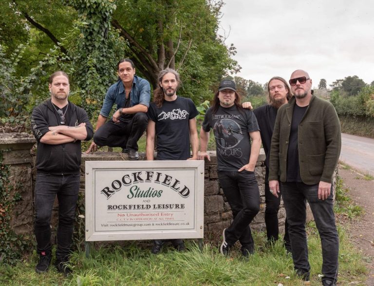 Nighthawk anuncia novo álbum “Six Three O”, previsto para agosto
