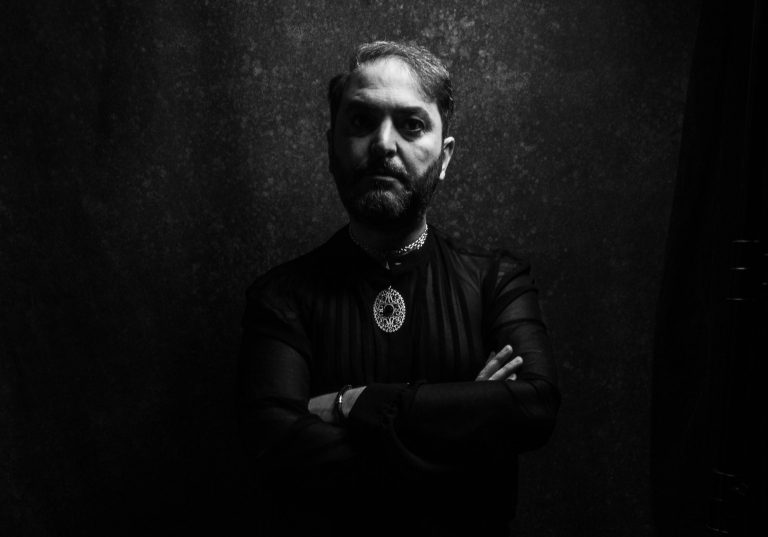Artista italiano de rock experimental Stefano Attuario lança novo single “Insetti”