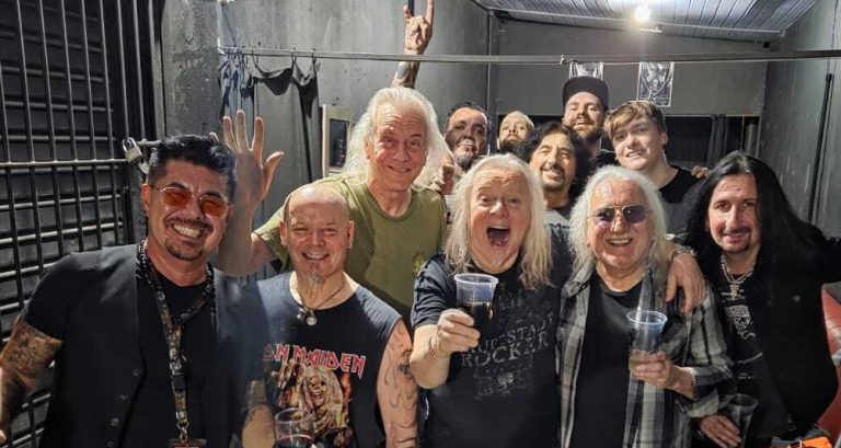 Uriah Heep pede publicamente retorno ao Brasil antes de encerrar atividades