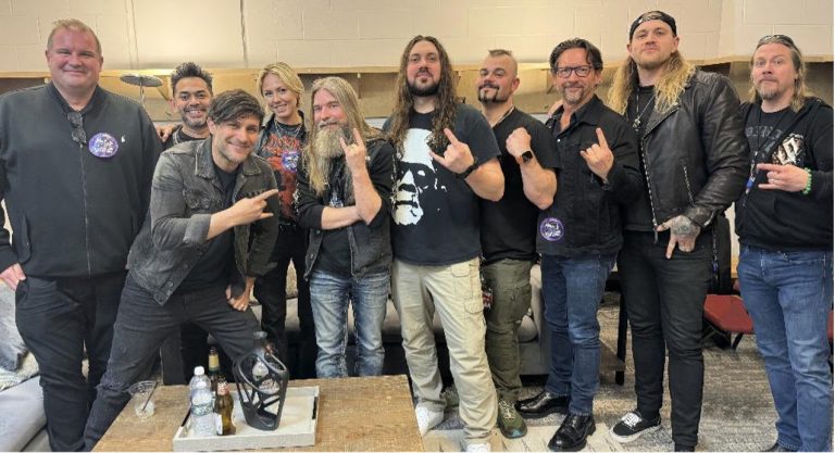 Sabaton fecha com a Better Noise Music e lança novo single nesta semana