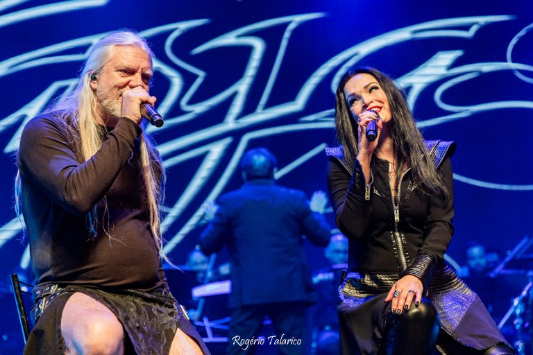 Marko Hietala supera problemas de saúde e sobe ao palco com Tarja Turunen em São Paulo
