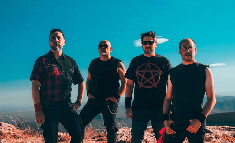 Cöntraband lança novo álbum “La Tormenta Perfecta” em formato físico