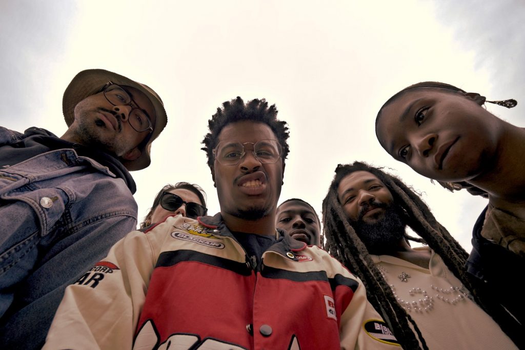 BdotJeff: Projeto de rap rock retorna com single “Crew. (interlude)”