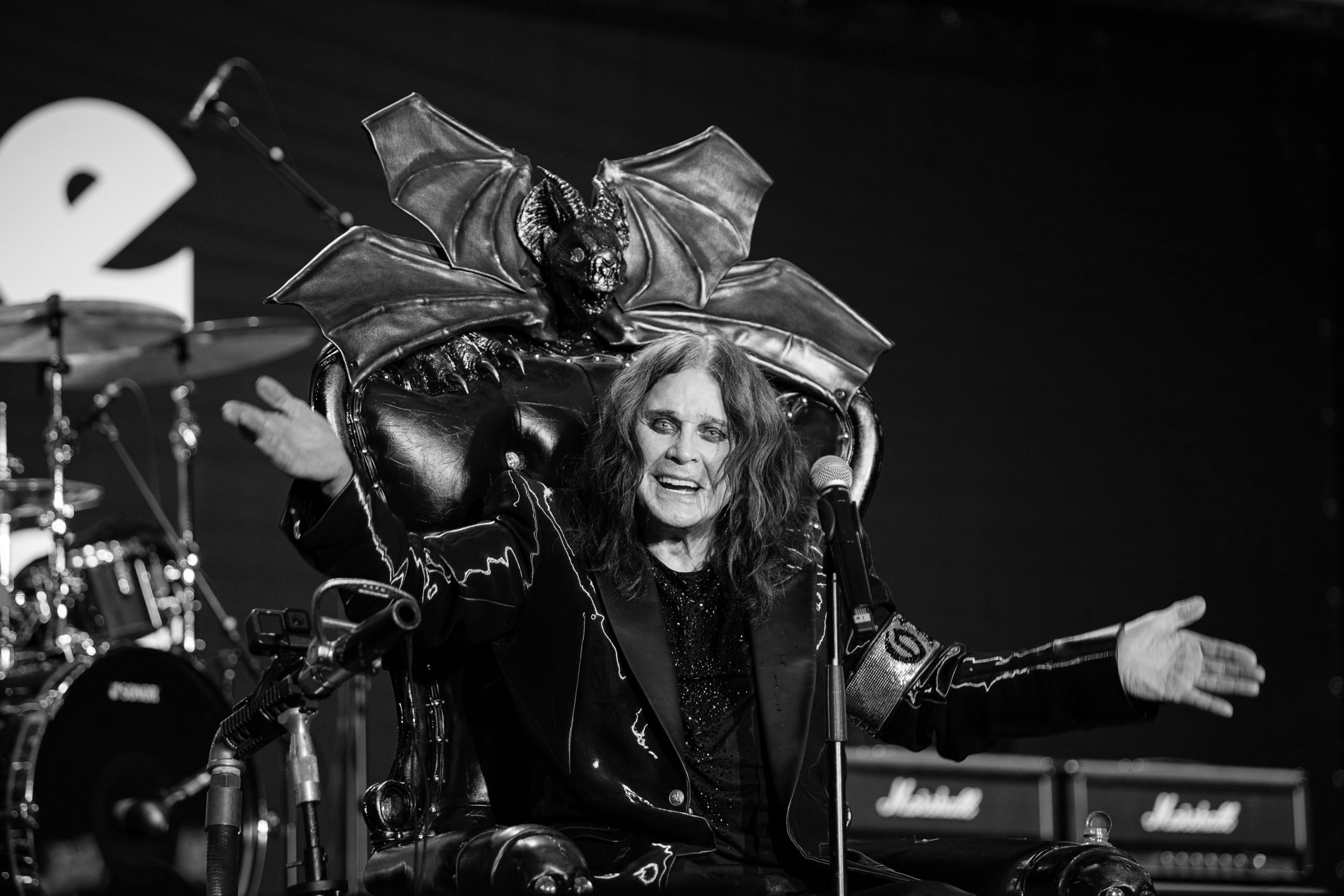 Morre Ozzy Osbourne, o “Príncipe das Trevas” e um dos padrinhos do heavy metal, aos 76 anos