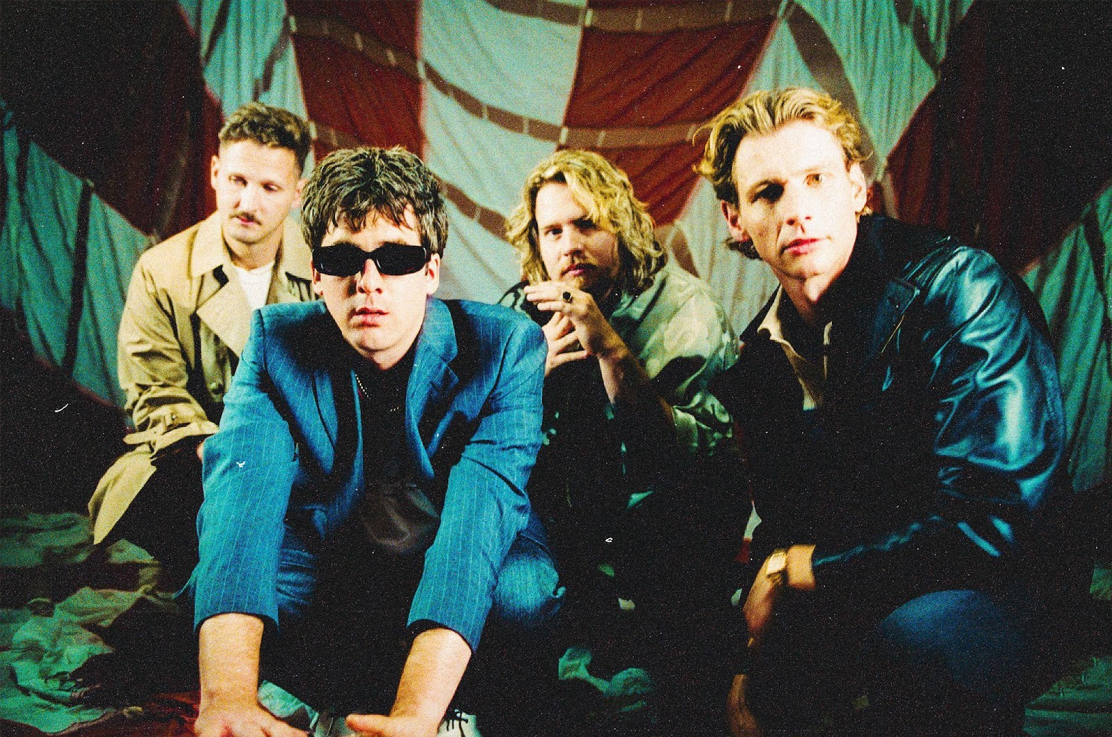 Circa Waves anuncia segundo capítulo de álbum “Death & Love”, com novo single “Cherry Bomb”