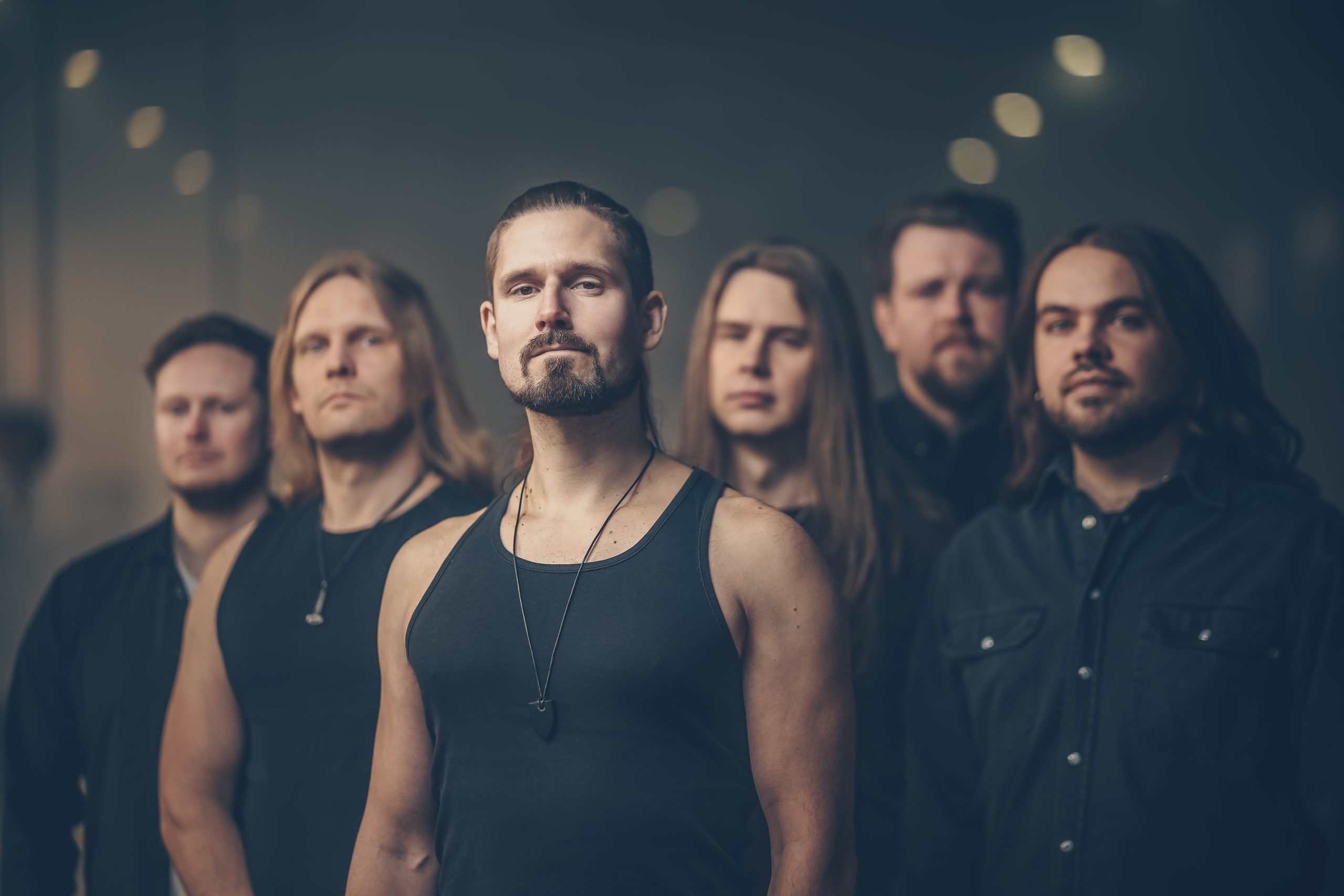 Gladenfold lança novo single “For My Queen” com videoclipe