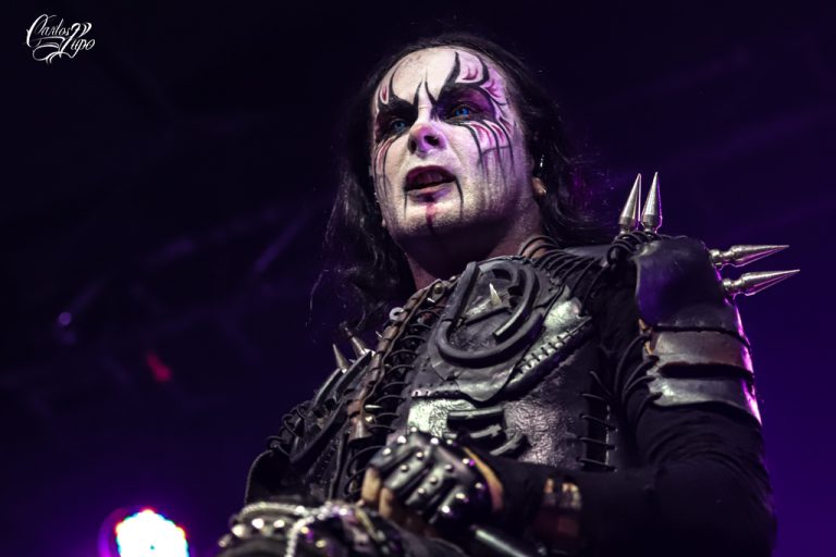Cradle of Filth envolve São Paulo em sombras no Carioca Club
