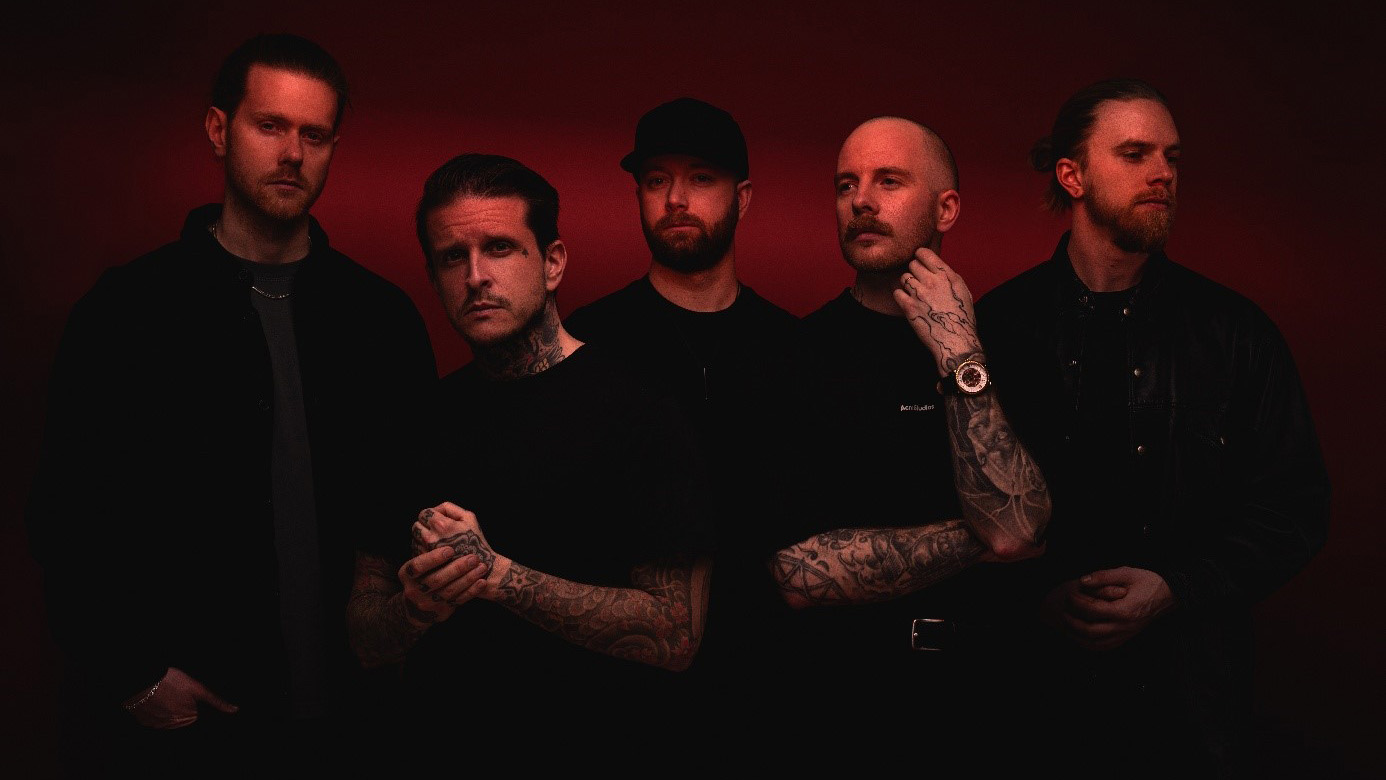 Adept lança single “Parting Ways” e anuncia álbum “Blood Covenant” para outubro