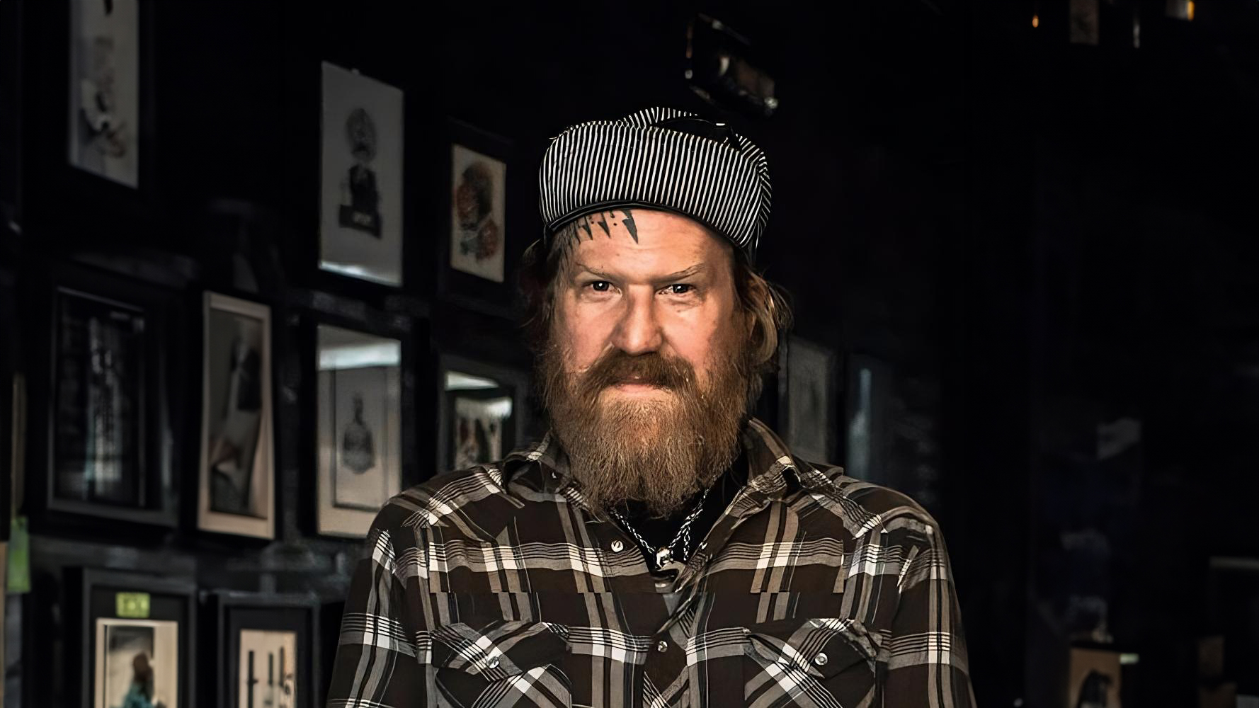 Brent Hinds, ex-guitarrista e cofundador do Mastodon, morre em acidente de moto em Atlanta