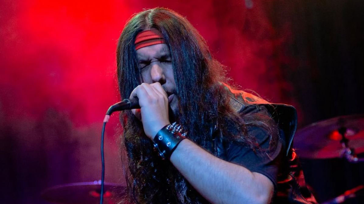 Armadilha se apresenta em SP no sábado e lança “Devil On My Roof” música tributo ao Vulcano