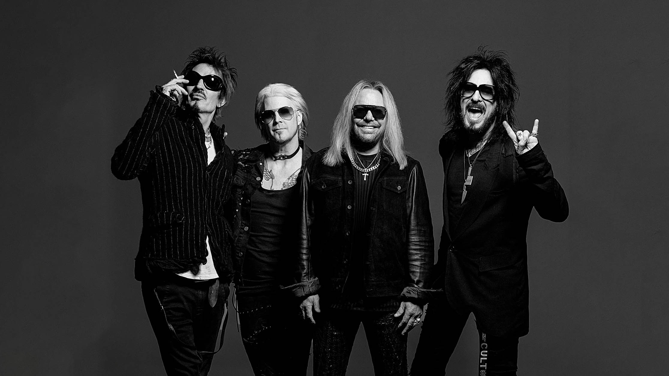 Mötley Crüe celebra 40 anos de Theatre Of Pain com novo box set deluxe