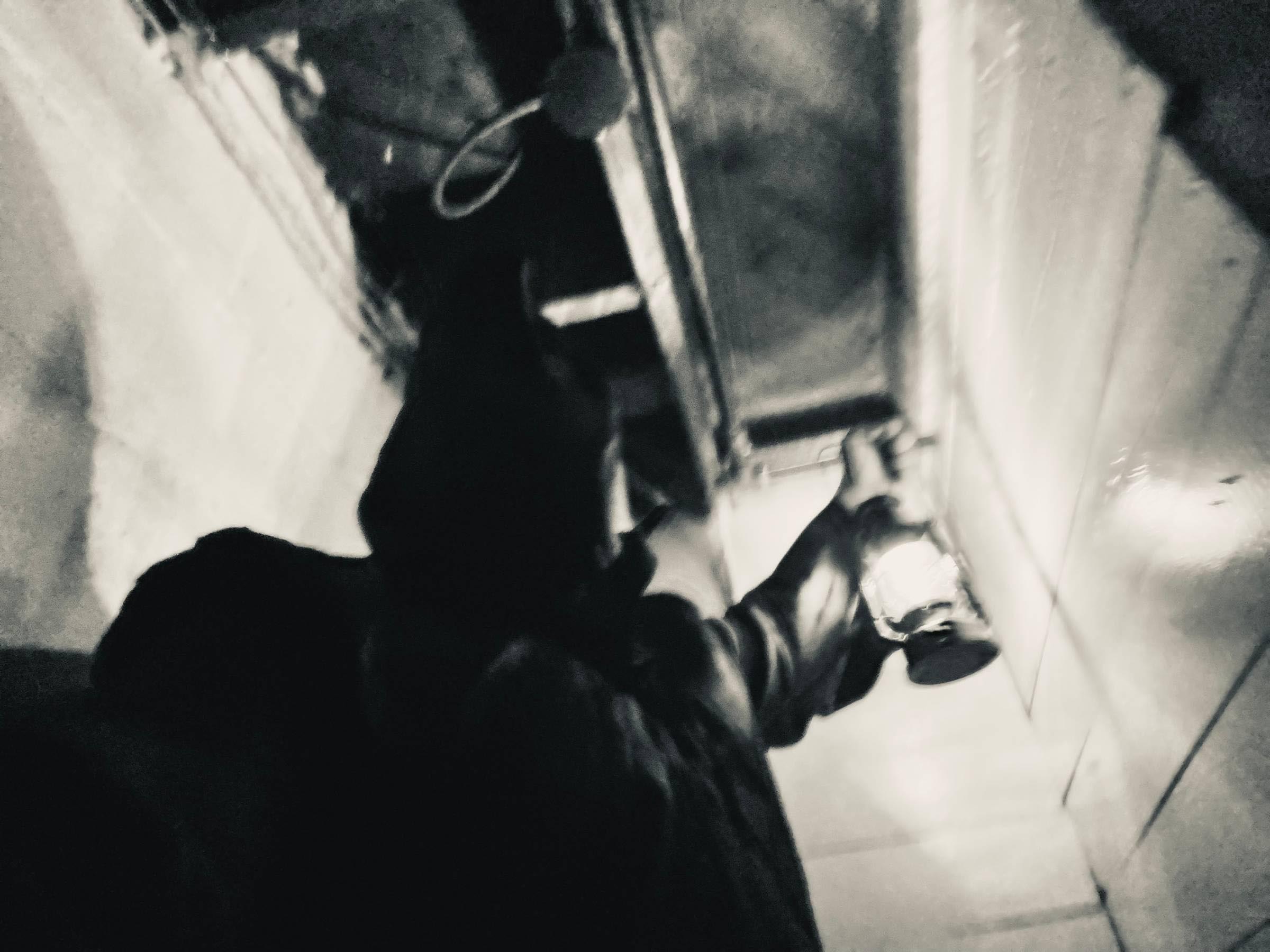 Liminal Spirit lança EP “Unwell” no Halloween com narrativa sombria sobre culpa e morte
