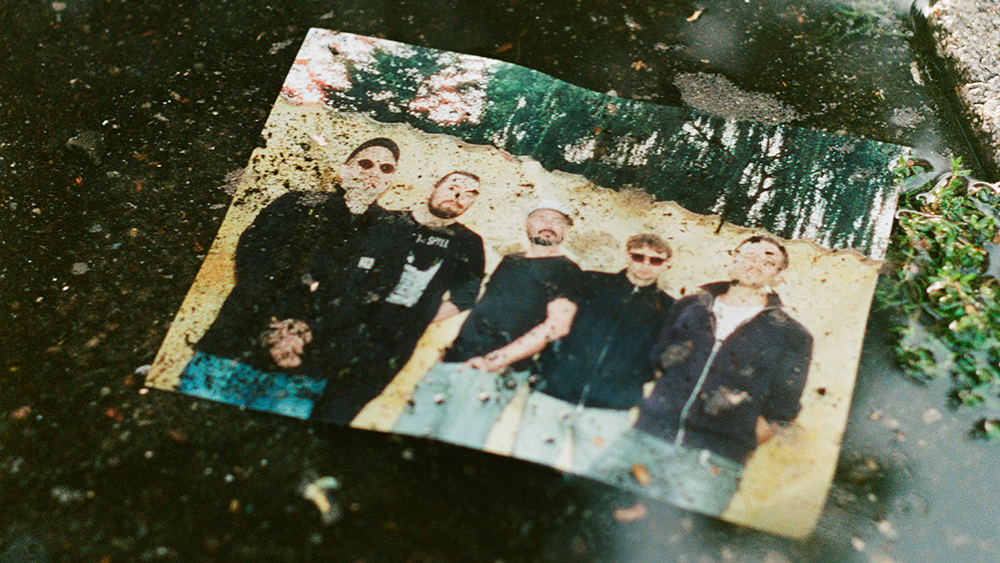Decorate. Decorate. anuncia novo álbum após 15 anos