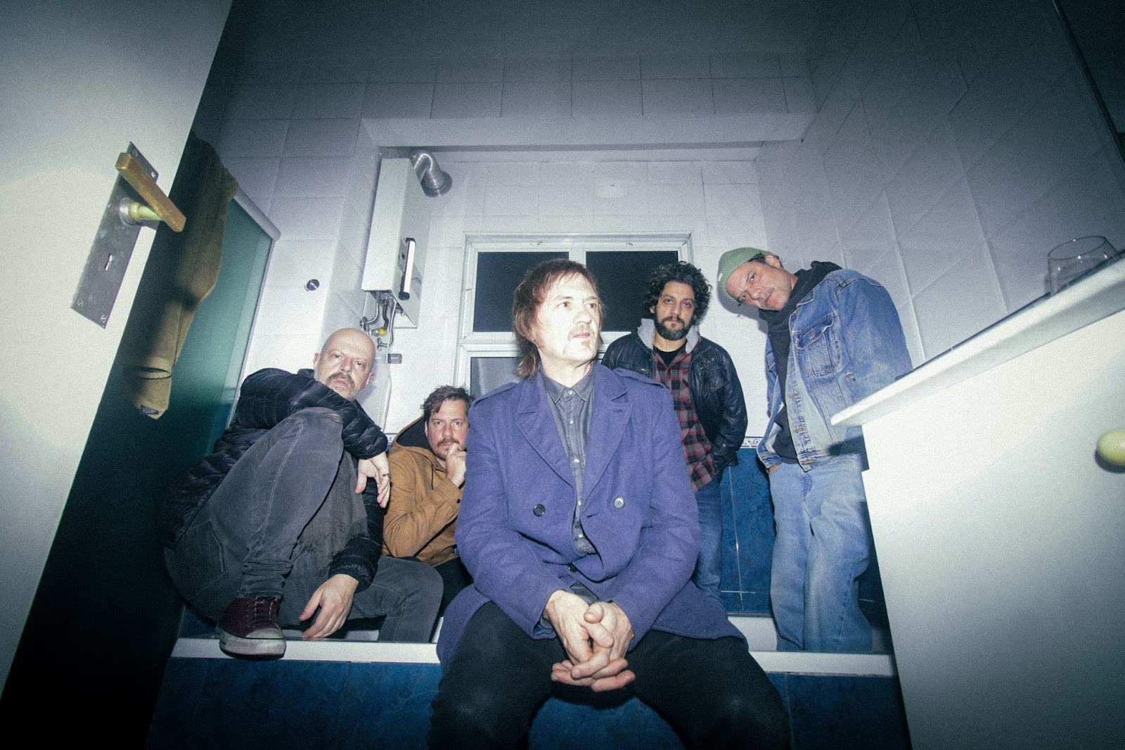 Undo lança álbum de estreia com influências do rock brasileiro dos anos 1980