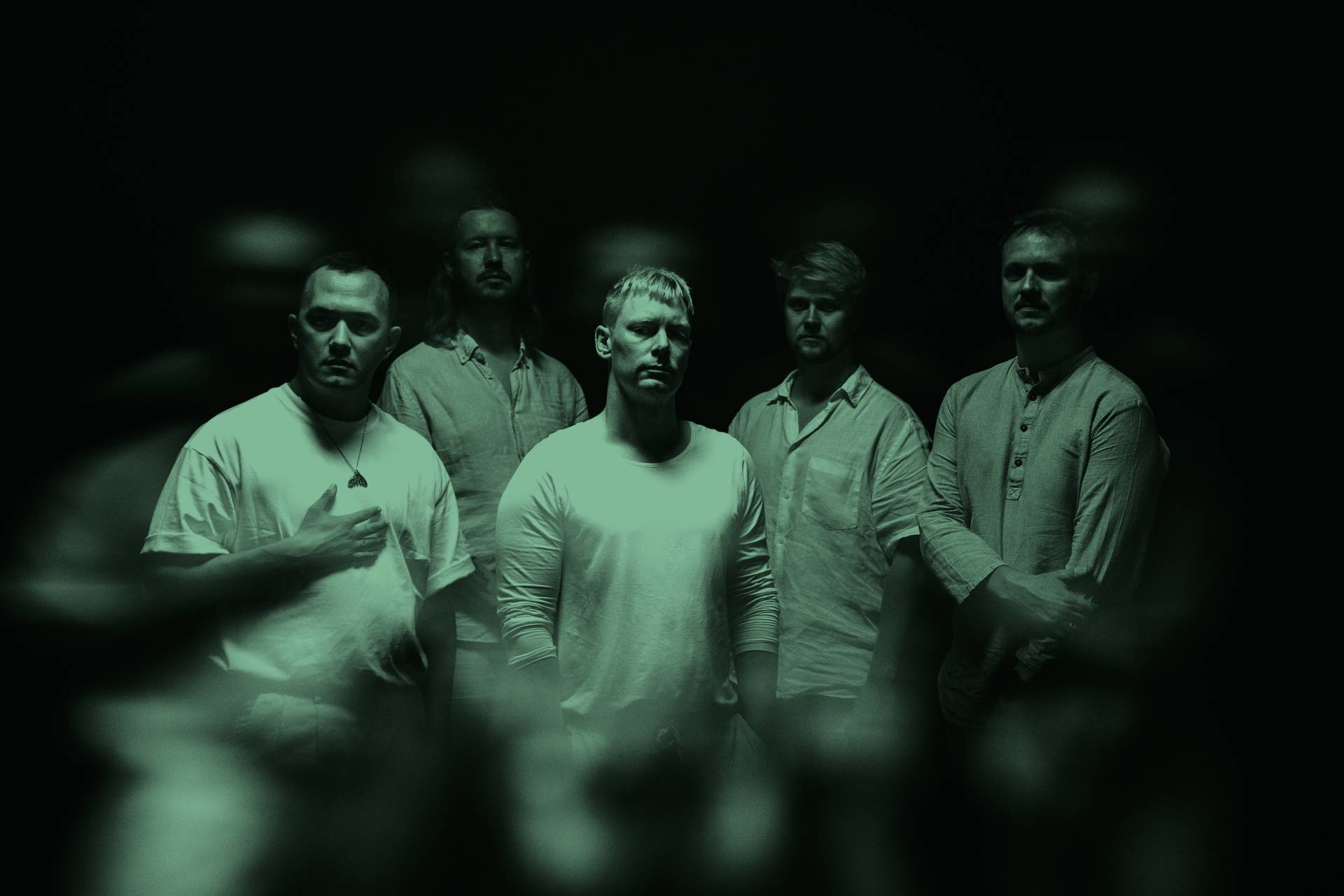 MØL lança novo single e videoclipe “Young”