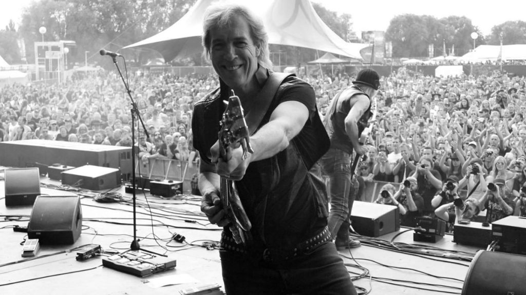 Francis Buchholz, ex-baixista do Scorpions, morre aos 71 anos