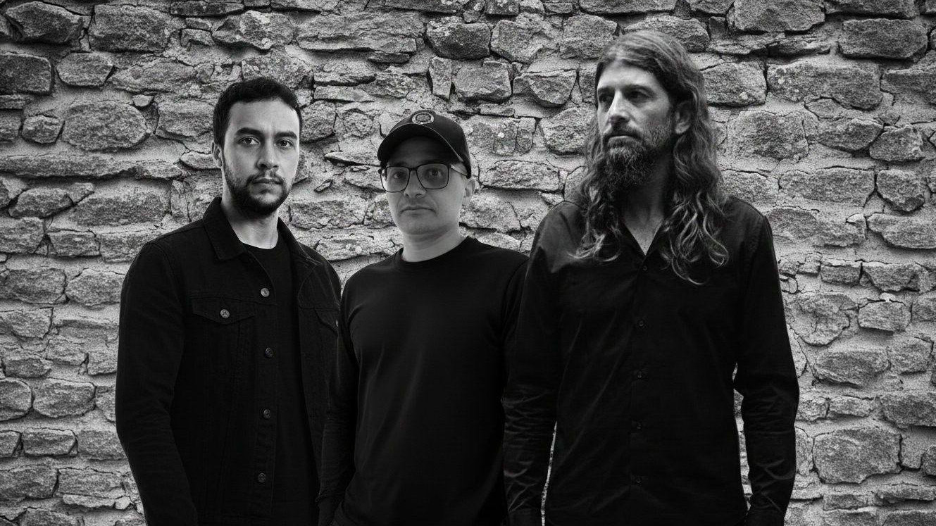 Com muito atmospheric doom/black metal, Coldwinter lança seu