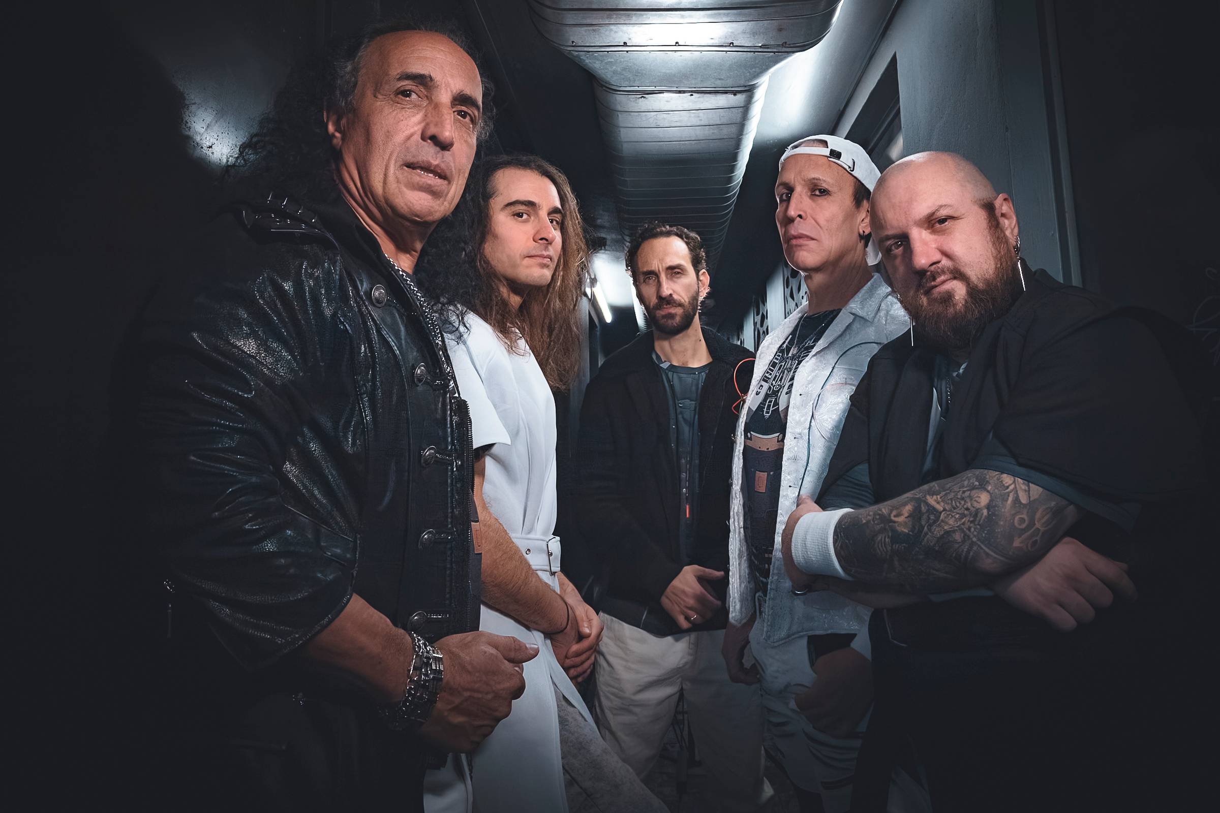 Kingcrown divulga novo single “Nothing”, segunda prévia do álbum “Moonfall”