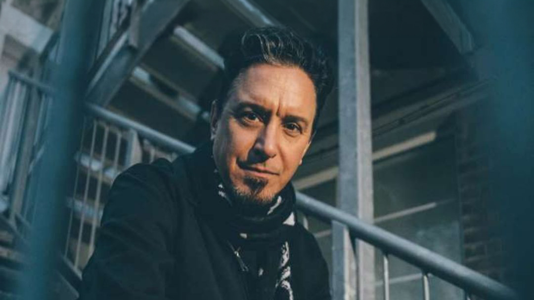 Lou Koller, vocalista do Sick of It All e ícone do hardcore de Nova York, morre aos 59 anos