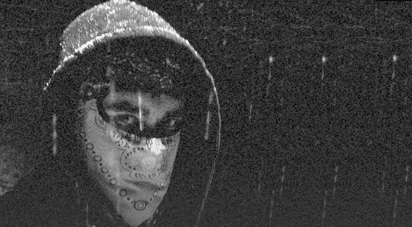 Outlaw Cartier lança “when it’s dark out”, faixa atmosférica de rock alternativo e pós-punk