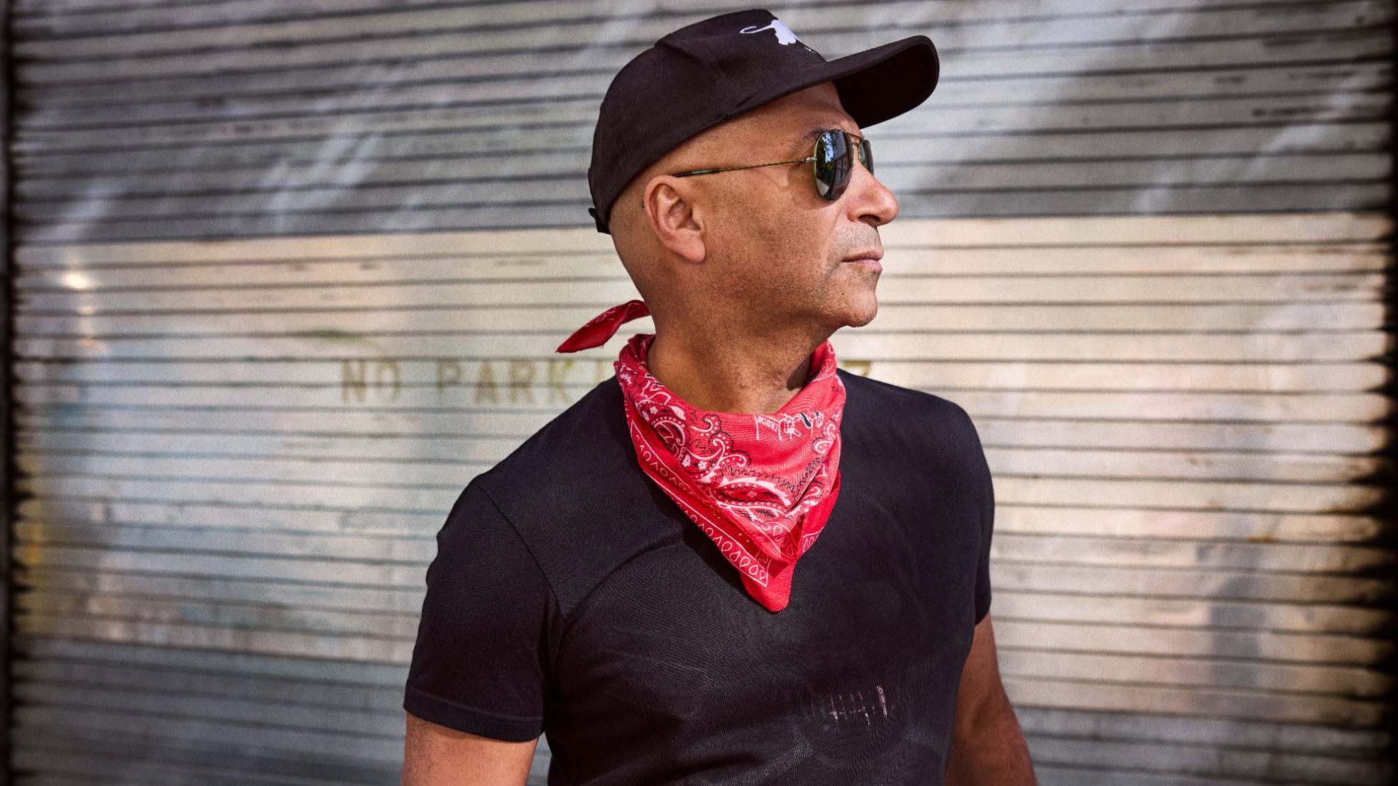 Tom Morello lança single “Date Night” e anuncia detalhes do álbum Everyone Gets Everything They Want
