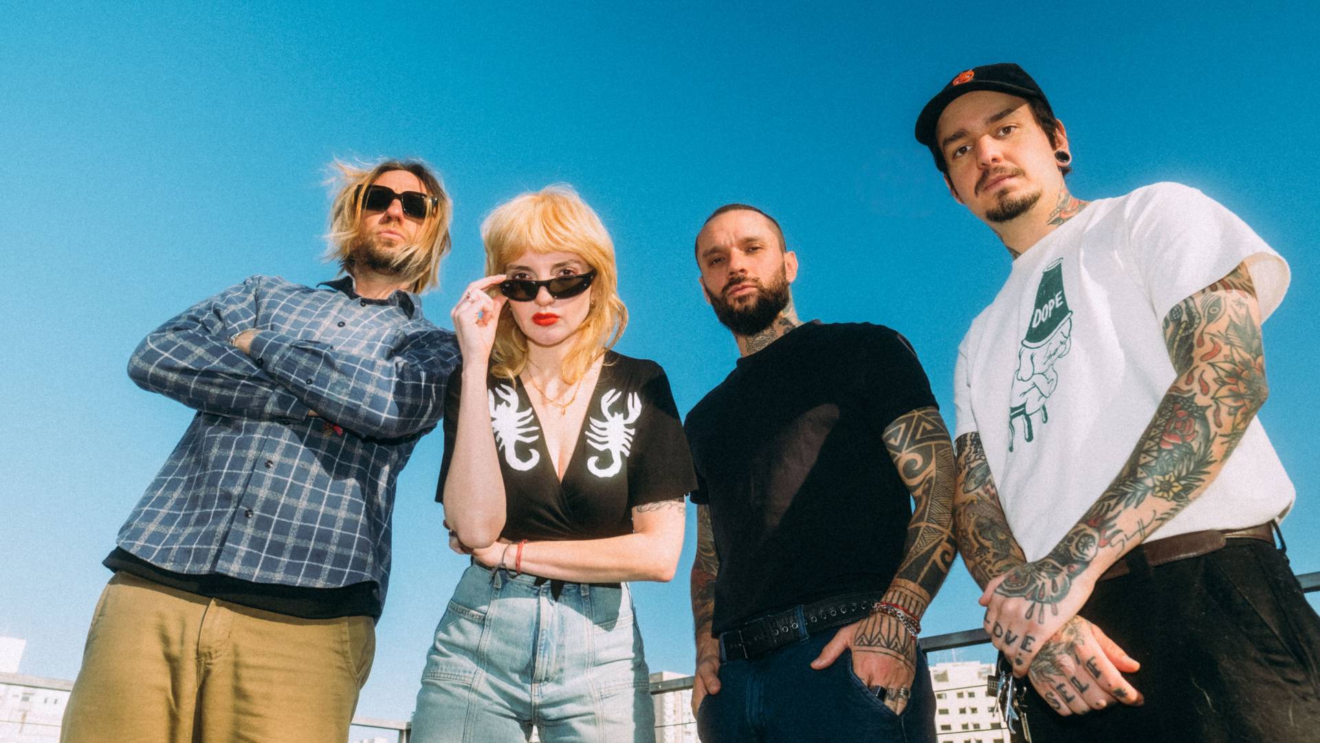 Deb and The Mentals abre shows do Foo Fighters no Brasil e apresenta novo EP “Stuck”