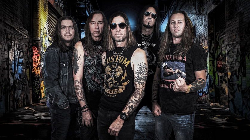 Kissing Kaos lança videoclipe de “Heartache & Scars”